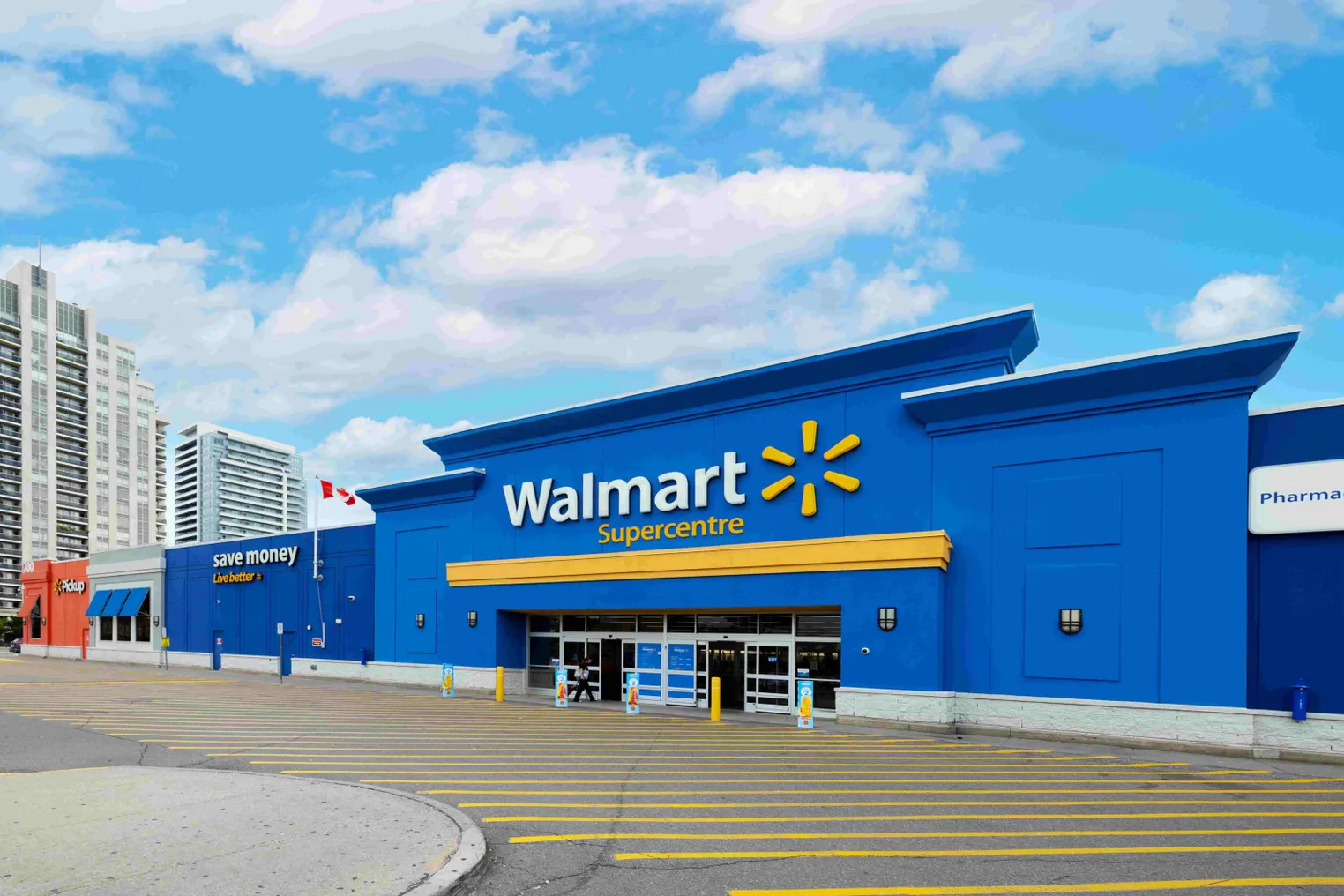 A Walmart Canada storefront