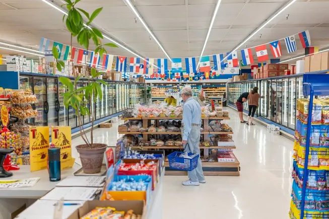 How one grocer represents 30-plus countries on its shelves