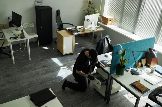 Fragmented Security Systems Challenge Building Operators' Oversight