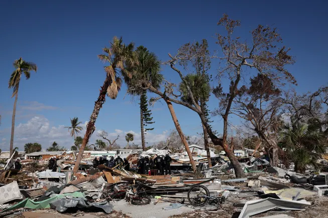 Schools assess damage, mobilize in wake of Hurricane Ian | K-12 Dive