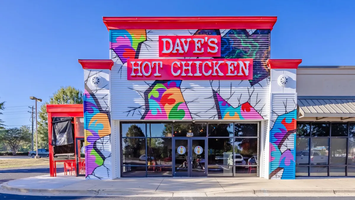 A Dave's Hot Chicken storefront