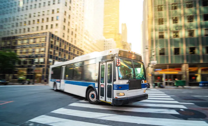 Labor shortages hinder public transit rebound: APTA report | Smart ...