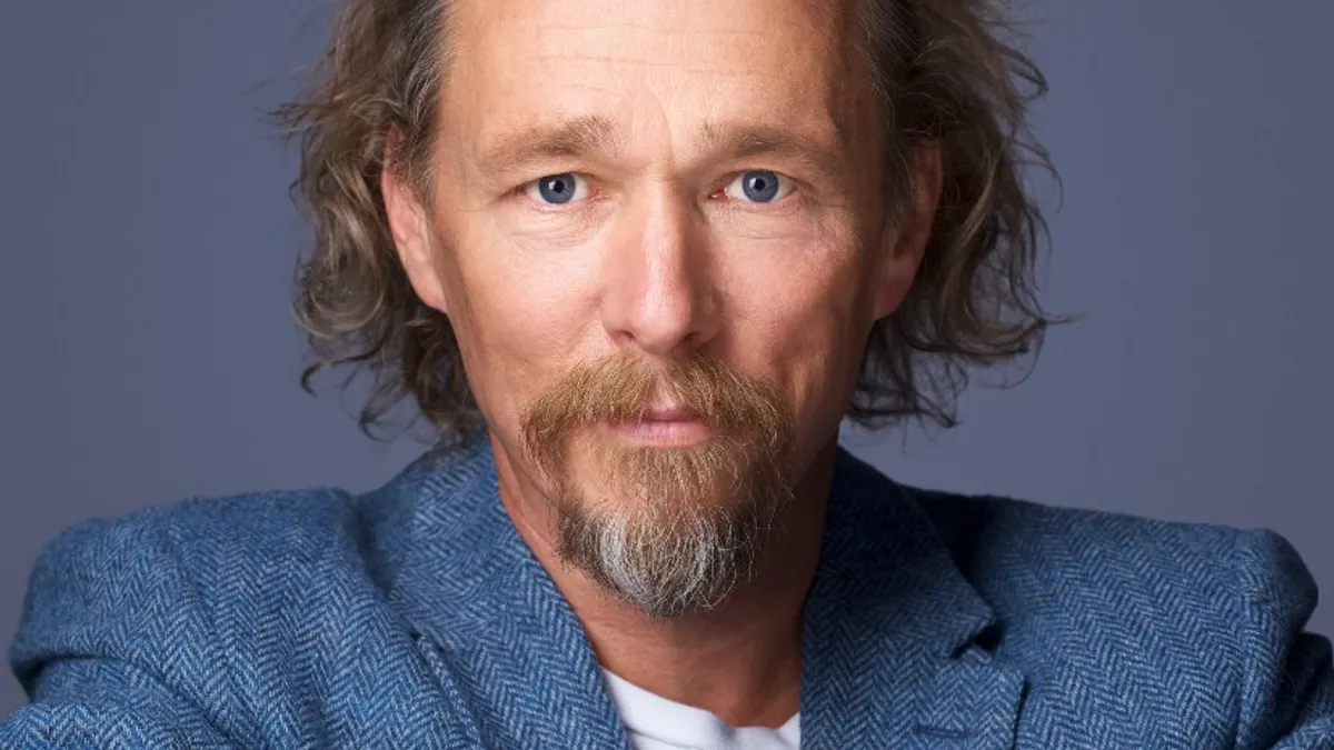 Bruce Linton