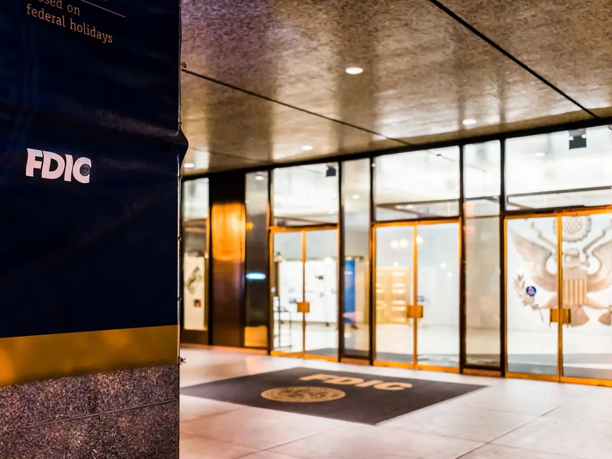 Tech-focused Erebor gets FDIC nod for deposit insurance | Banking Dive