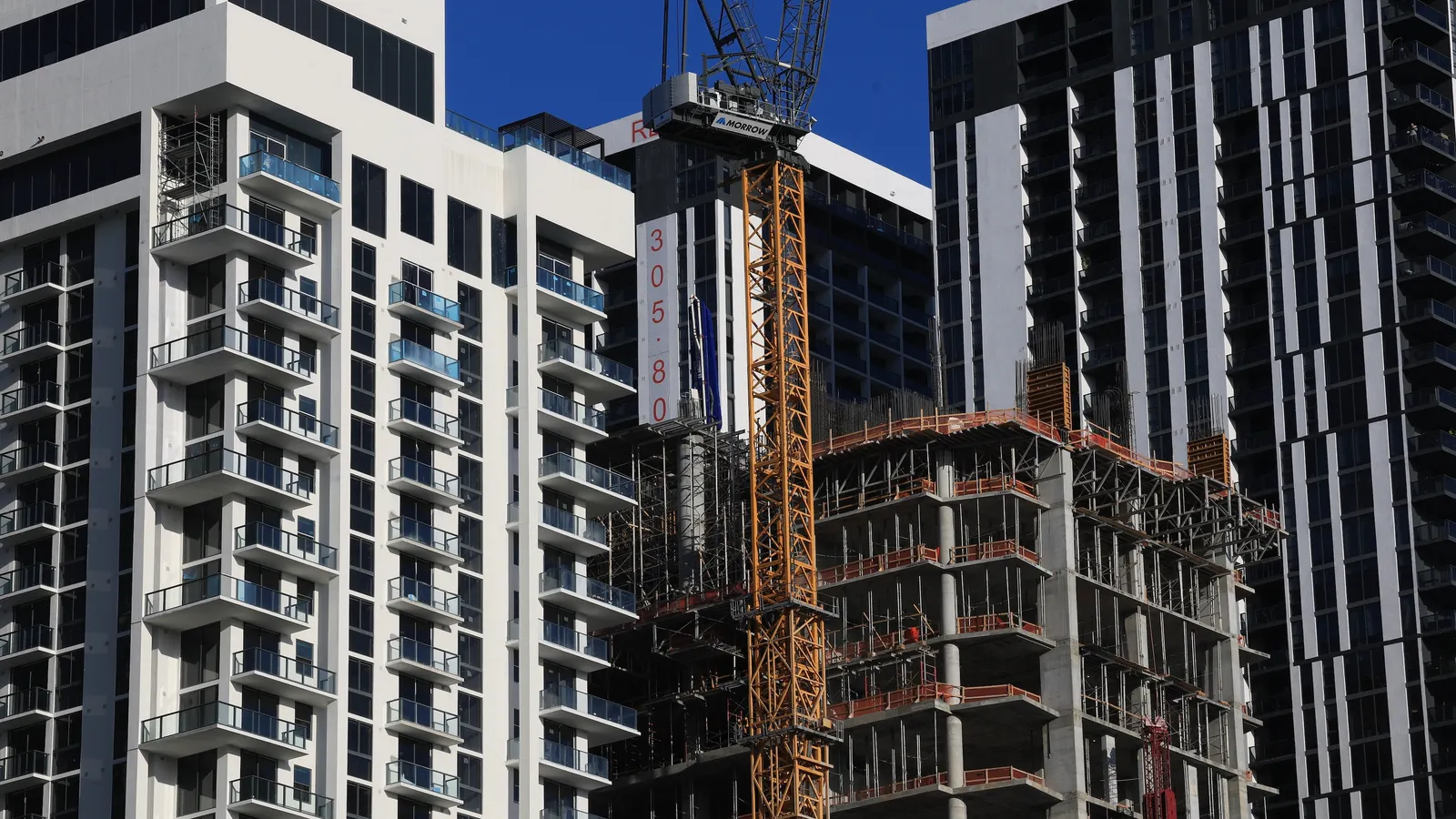 Nonresidential construction spending slips for sixth time in seven months