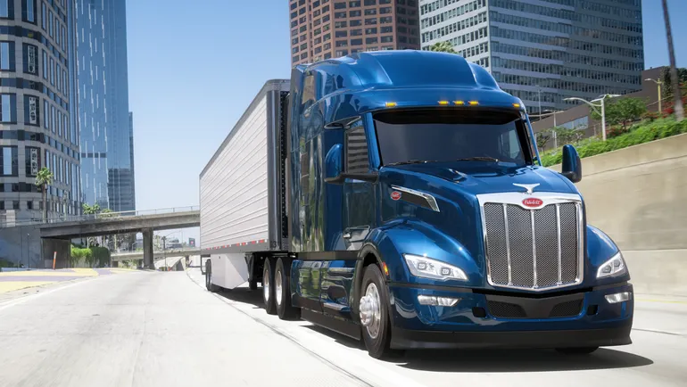 Paccar recalls nearly 6K Peterbilt, Kenworth models for potential oil contamination
