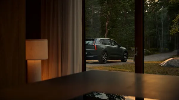 Volvo Cars EX60 BEV 2026