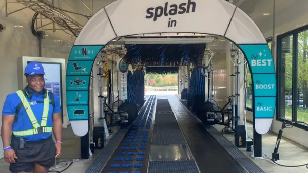 A photo of a standalone Splash In car wash in La Plata, Maryland.