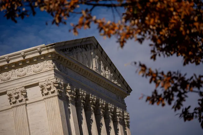Supreme Court sides with truck driver in arbitration dispute