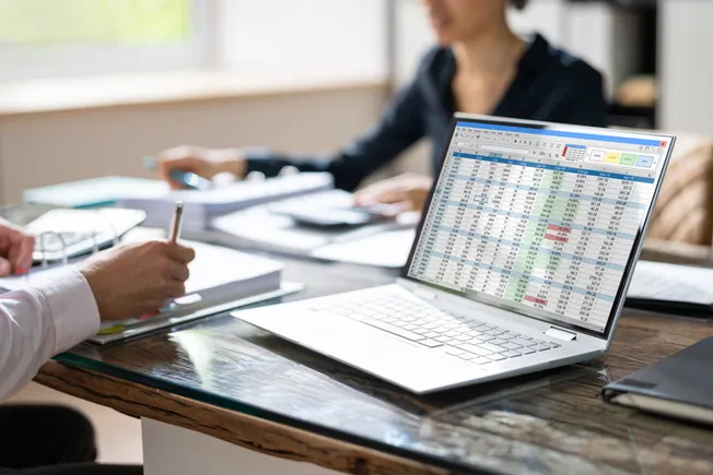 Maxima rolls out AI agent for enterprise accounting