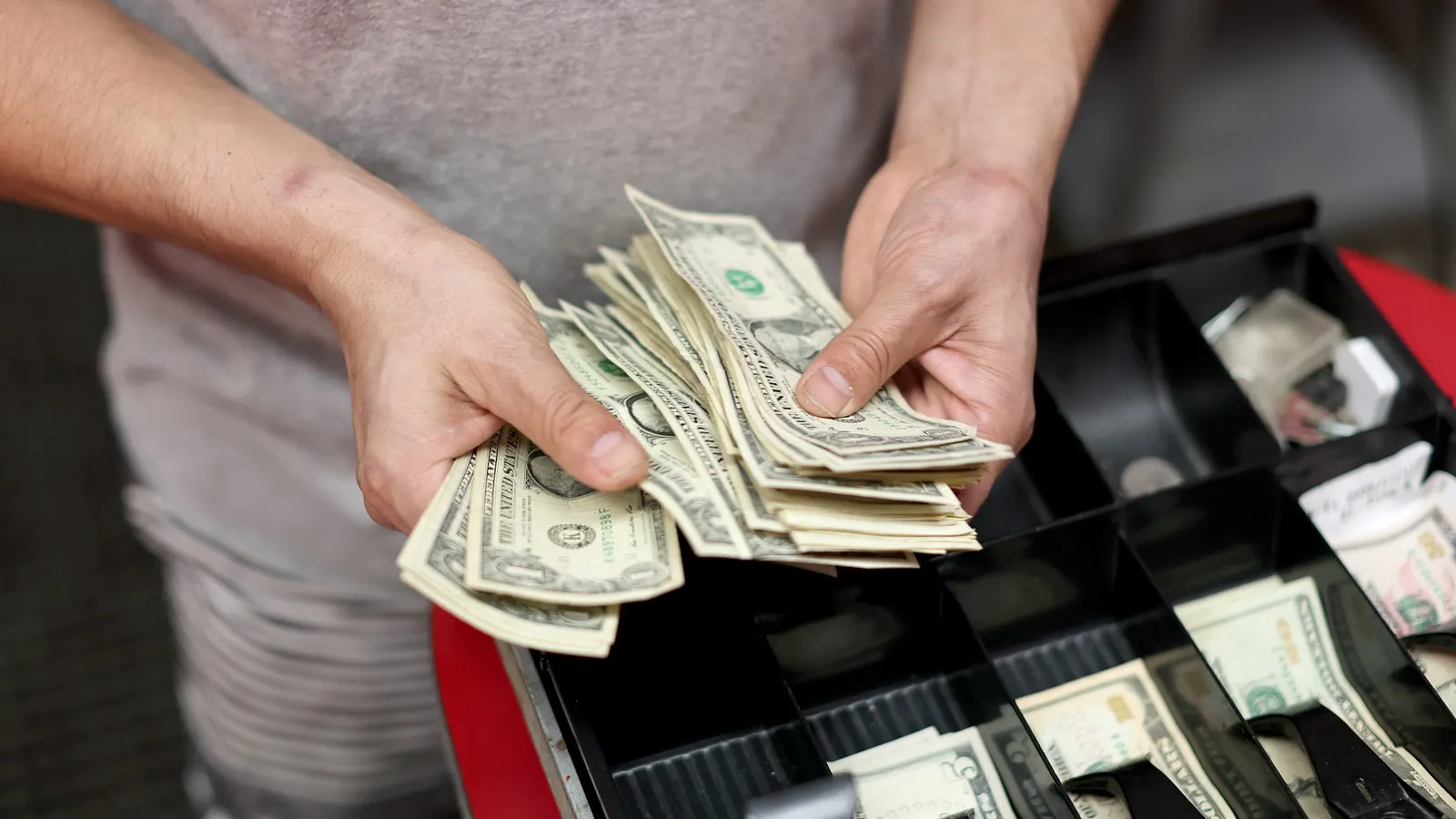 Nearly 7 in 10 workers say they didn’t get a raise in the past 6 months