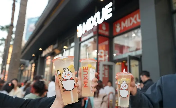 China’s popular Mixue boba shop launches in US