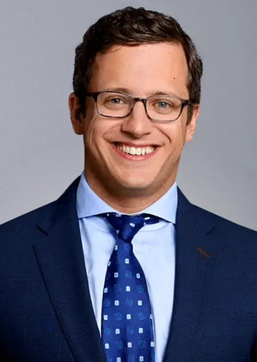 Professional photo of Jonathan Vigdorchik.