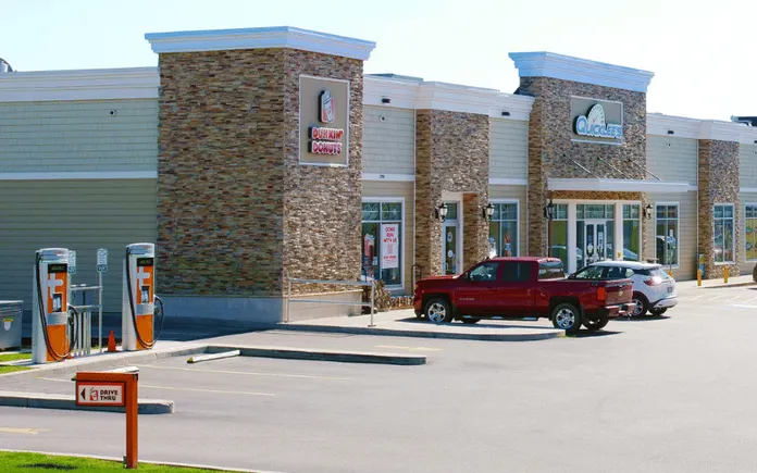 Quicklee’s installs 3 fast-charge EV stations in New York | C-Store Dive