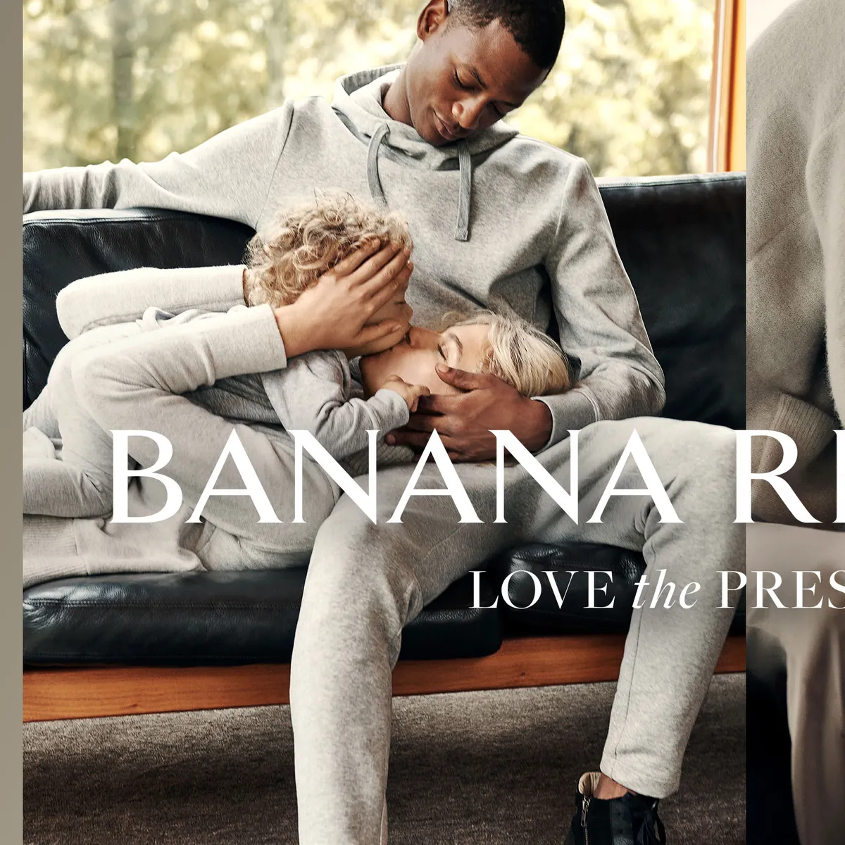 Banana Republic ends 15-year TV hiatus with new holiday spot Banana Republic ends 15-year TV hiatus with new holiday spot
