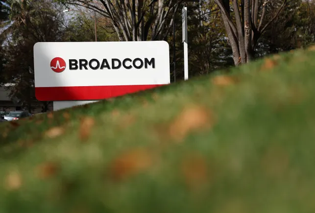 Broadcom underscores VMware channel changes | Channel Dive