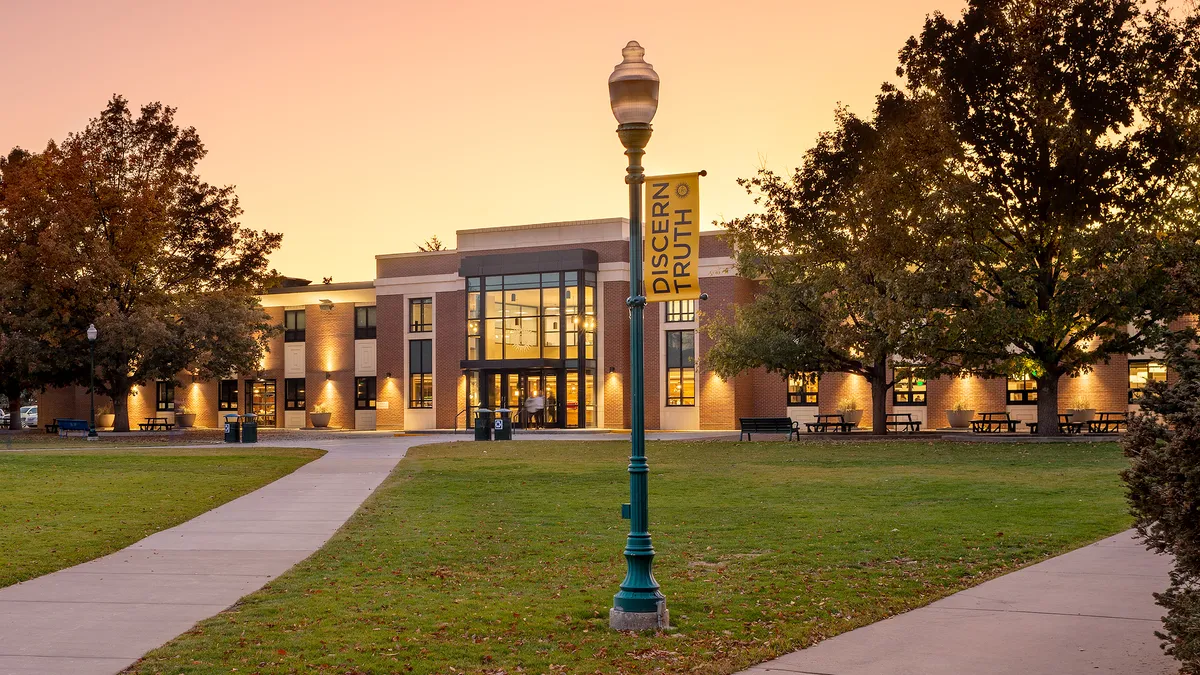 Establishing shot of college building.