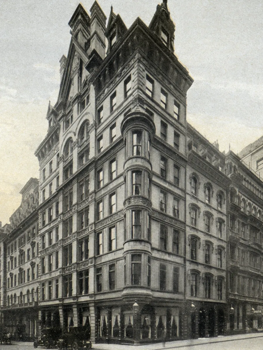 The exterior of the Parker House hotel in 1910.