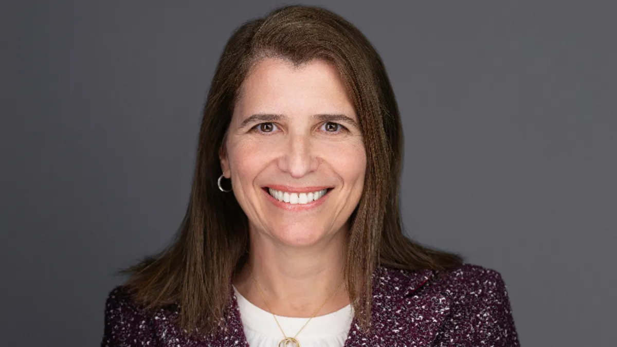 Professional photo of Flavia Pease