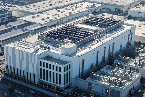 Is it time for big facilities to look at heat reuse?