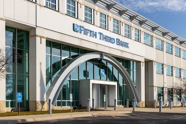 Fifth Third, Truist flag nonbank lending