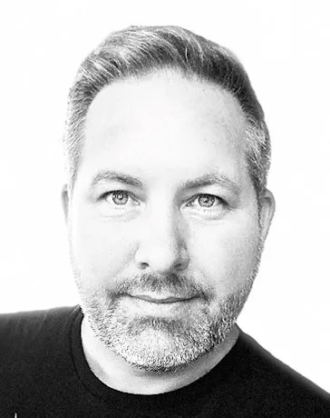 Headshot of Ron Wills, VP of Legal at CrowdStrike Inc.