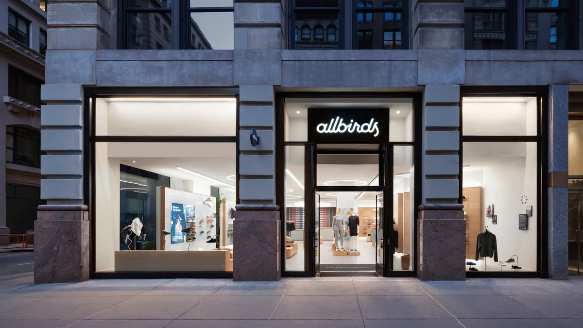 Allbirds opens store in New York s Flatiron District Retail Dive