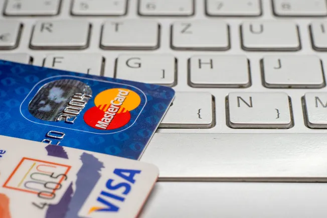 Court approves Visa-Mastercard settlement