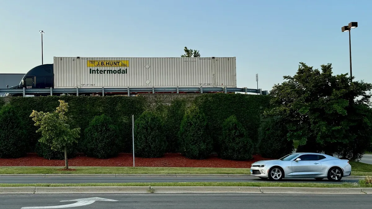 JB Hunt Intermodal J.B. Hunt Transport Services