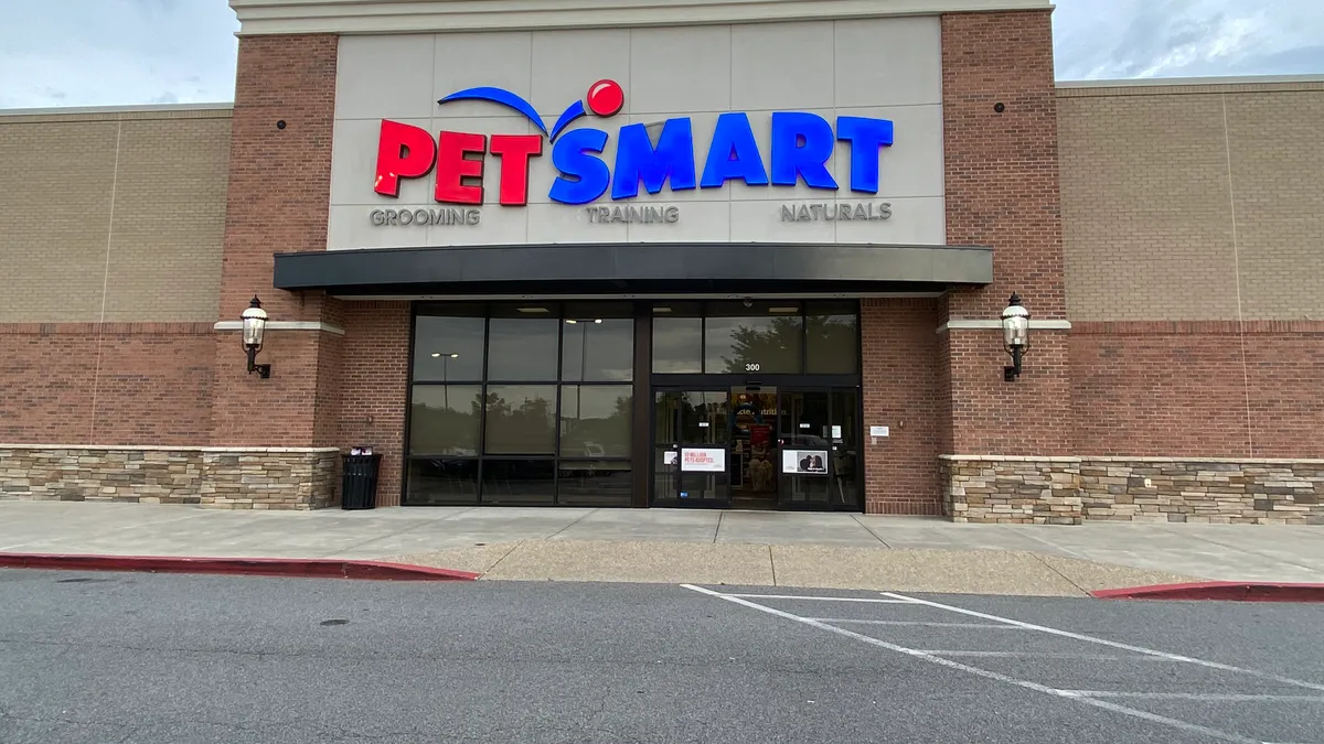 PetSmart storefront.