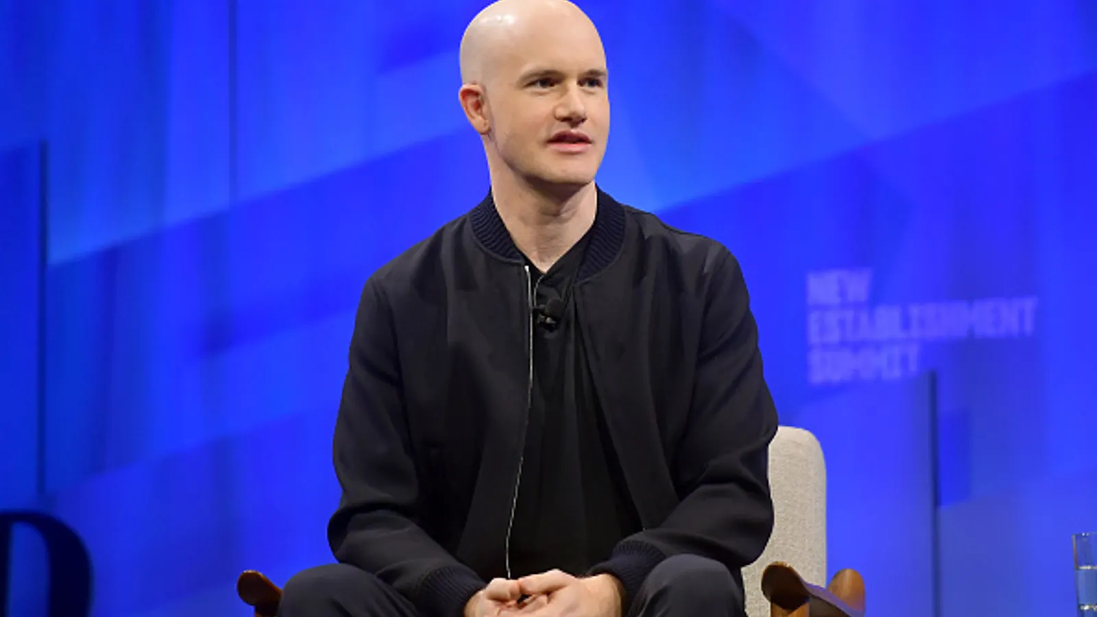 Coinbase axes 700 employees