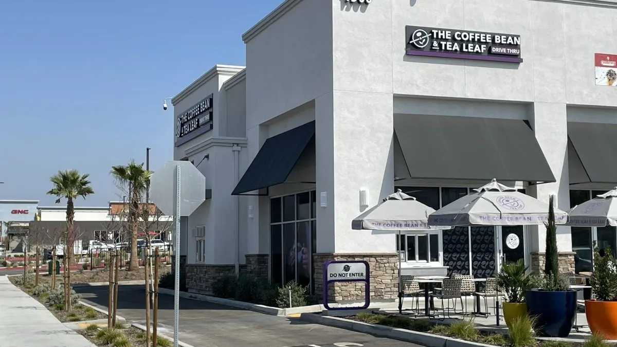 An image of a drive-thru-only location for Coffee Bean & Tea Leaf