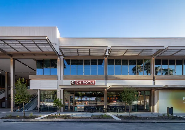 Chipotle expands into Mexico