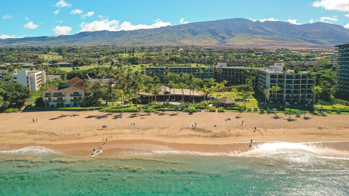 An image of a hotel on Maui Island