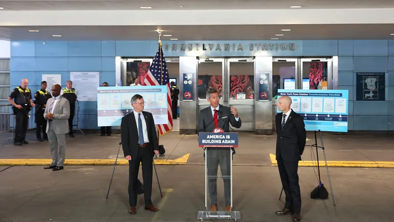 Halmar, Skanska partnership named developer for New York Penn Station renovation