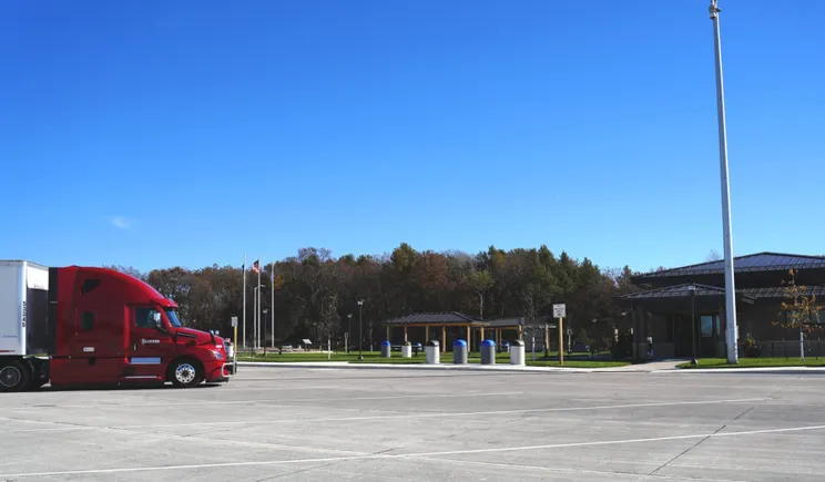 Wisconsin DOT seeks input to address state’s truck parking needs