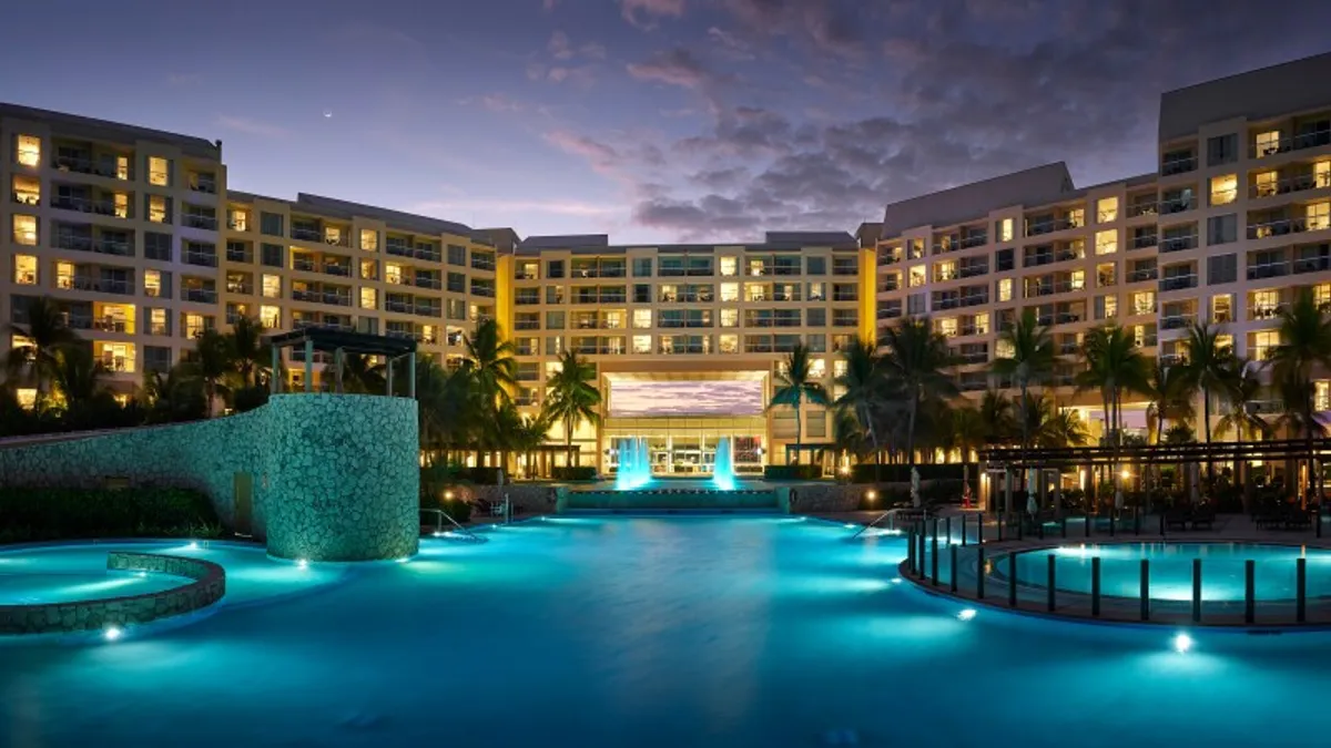 View of the Westin Lagunamar Ocean Resort pool area