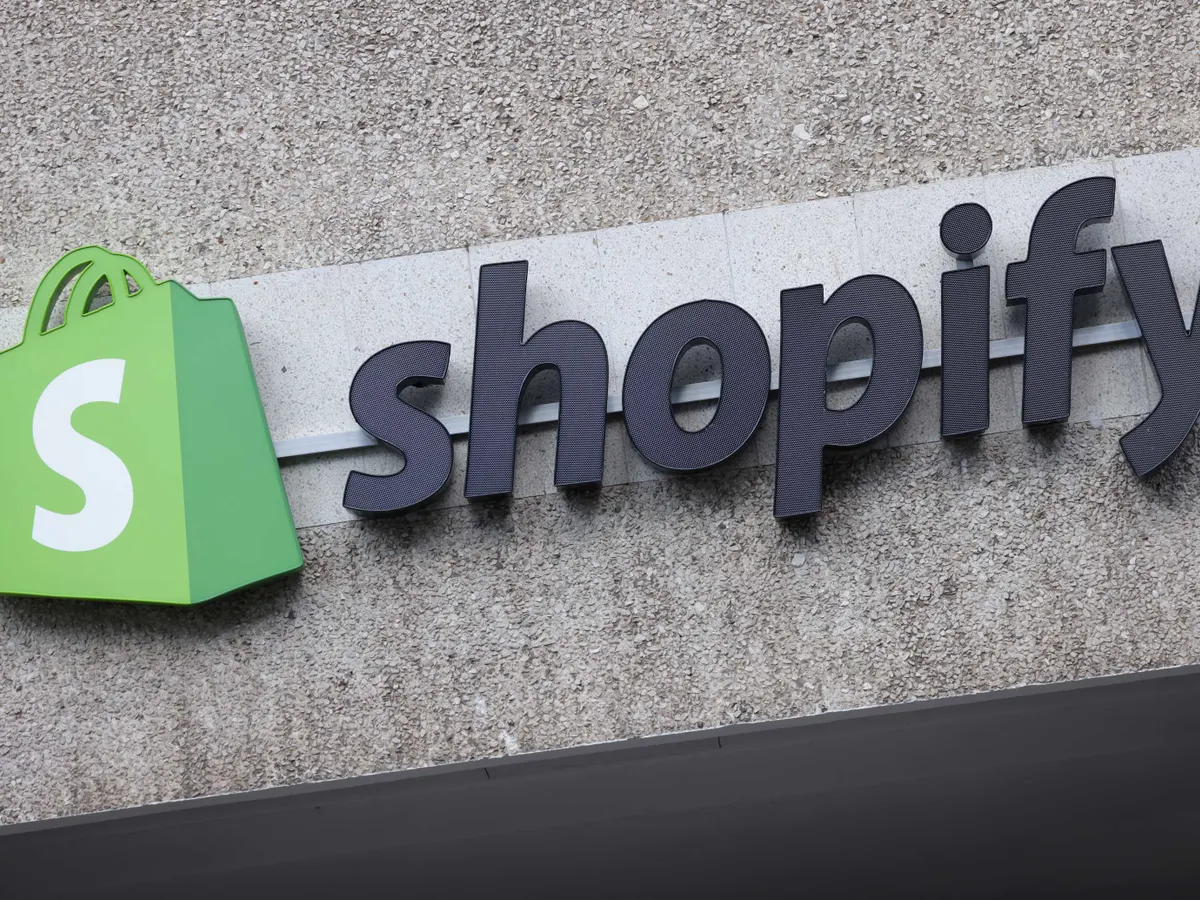 Shopify wants court to toss Sezzle lawsuit | Payments Dive