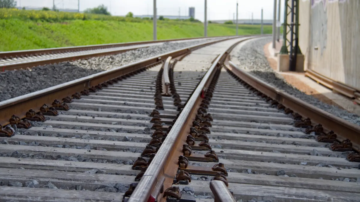 Rail dash
