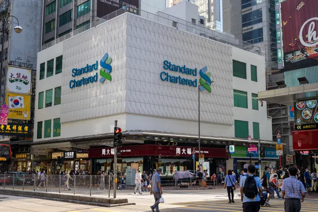 Standard Chartered taps investor relations head for CFO