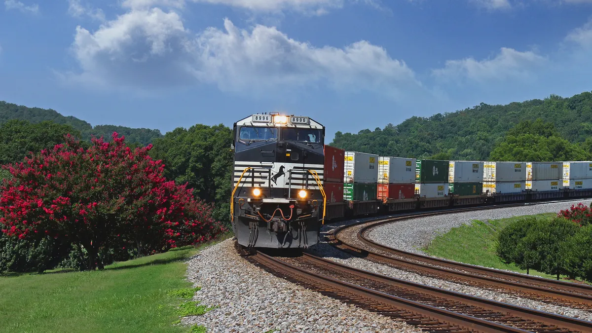 Norfolk Southern intermodal train North Carolina