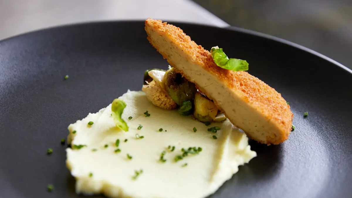 Cultured chicken bites from Eat Just's Good Meat brand were approved in Singapore in November 2020.