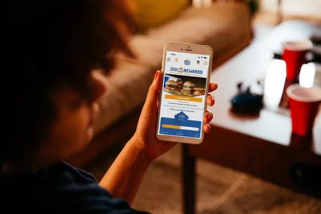 White Castle sponsors NIL-focused podcast to engage football fans