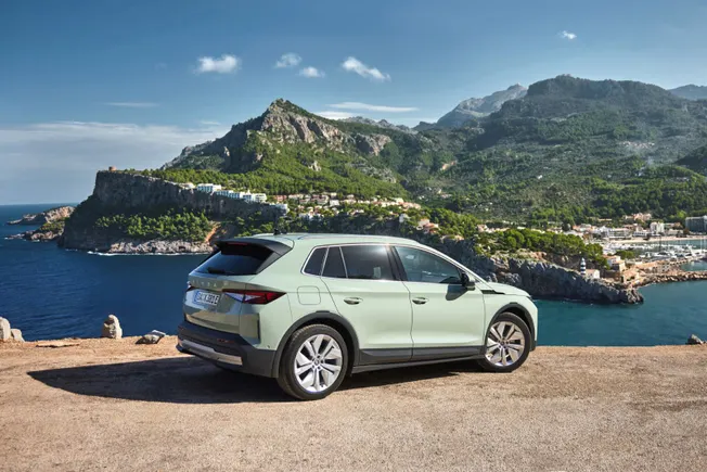 Electrified powertrains drive EU new-vehicle registrations higher in July