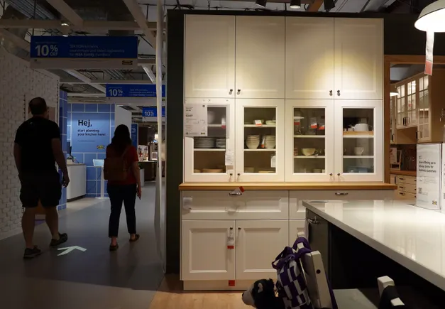 White House delays furniture tariff increases for a year