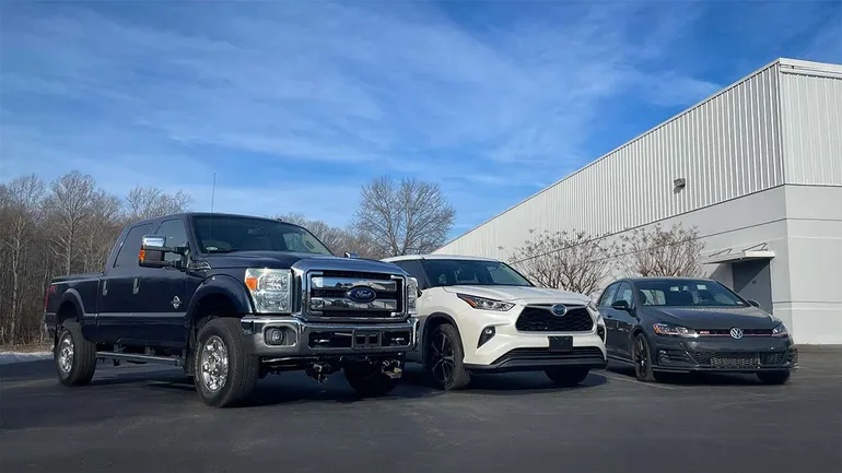 Safety benefits diminish in larger vehicles: IIHS