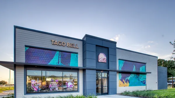 Taco Bell exterior