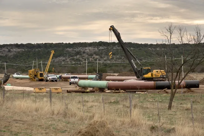 Arizona utilities sign up for gas pipeline project, spurred by data center development thumbnail