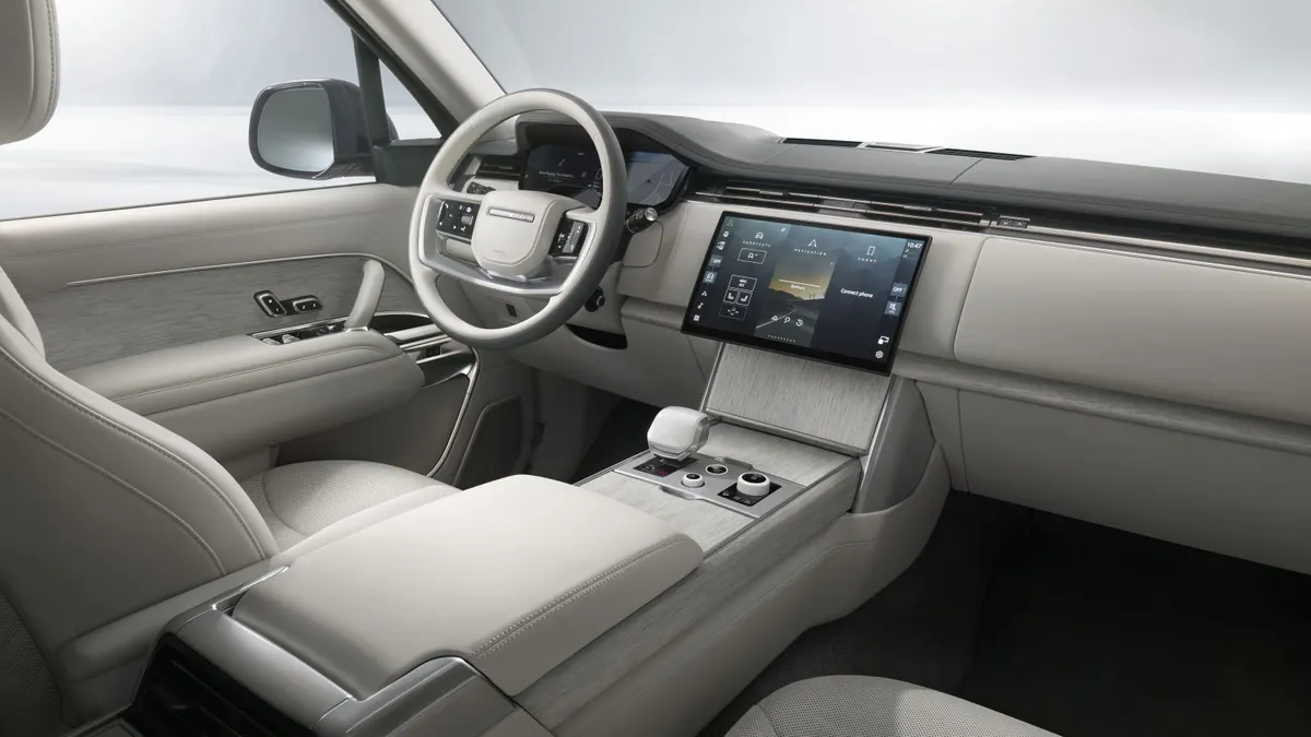 Range Rover SV Ultra 2027