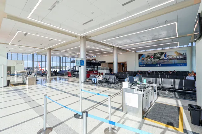 $1B Virginia airport upgrade project reaches milestone